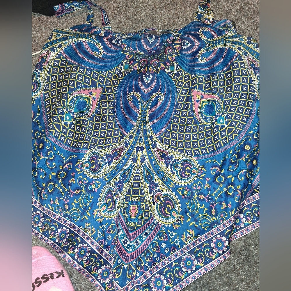 Blue Paisley Print Tank Top With Pinted Bottom Front Feels Like Silk - Picture 1 of 4
